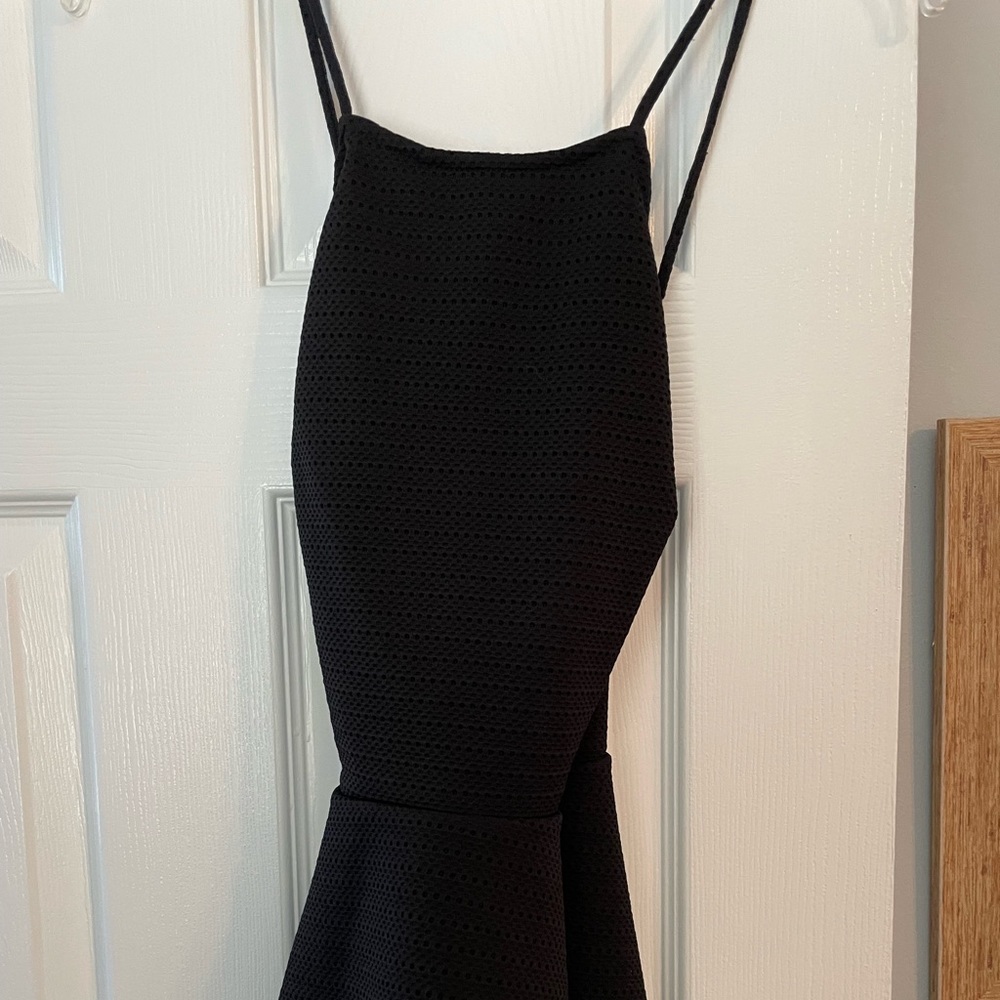 Fully lined black Guess top